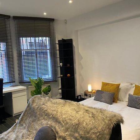 Beautiful Modern Studio In High Street Kensington Apartment Лондон Екстериор снимка
